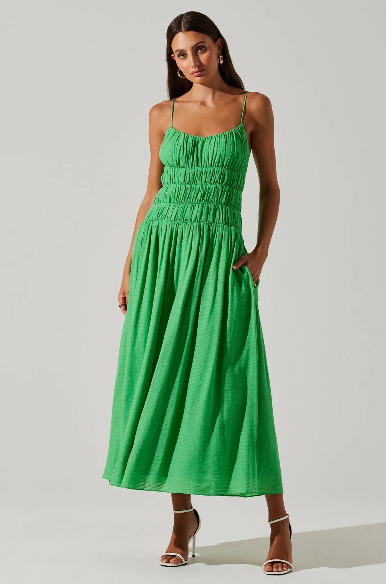 Andrina Dress in Kelly Green