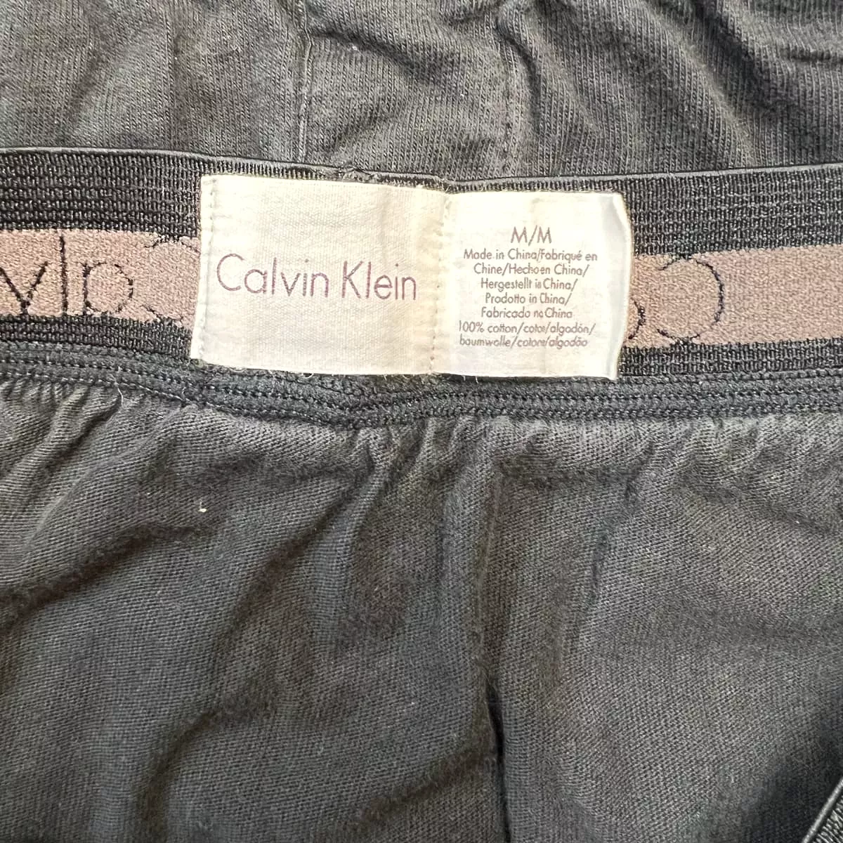 Men's  •Calvin Klein • Men's Cotton Classics Knit Boxer Shorts - Size Medium