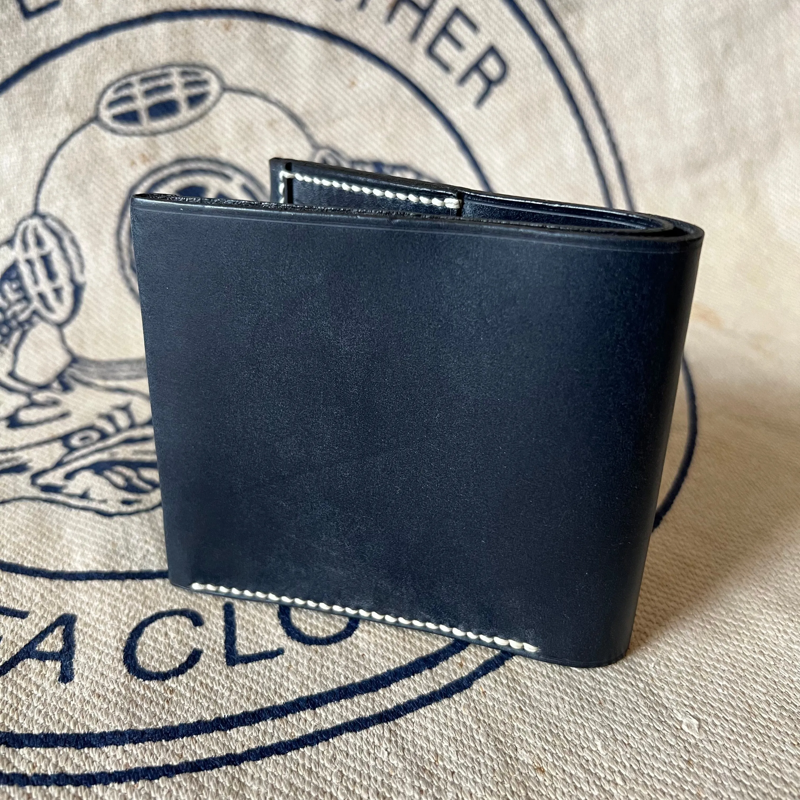 SAMPLE SALE - LEATHER SUB WALLET - NAVY BLUE